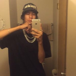 Meet your Posher, Dylan